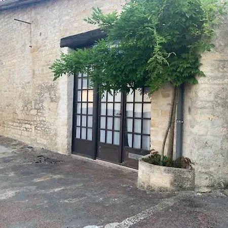Du Logis De La Roche - Niort - Appartement *