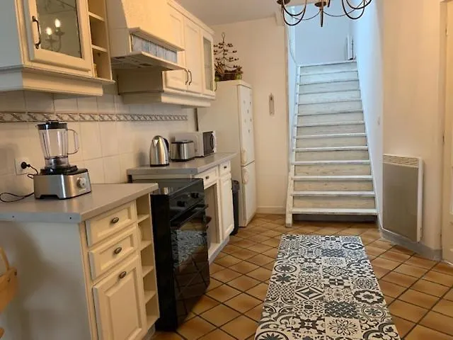 Apartamento Du Logis De La Roche - Niort - *